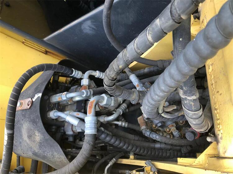 Transport width 2.2 m Used Komatsu PC60-7 Excavator for Construction in Japan 2018
