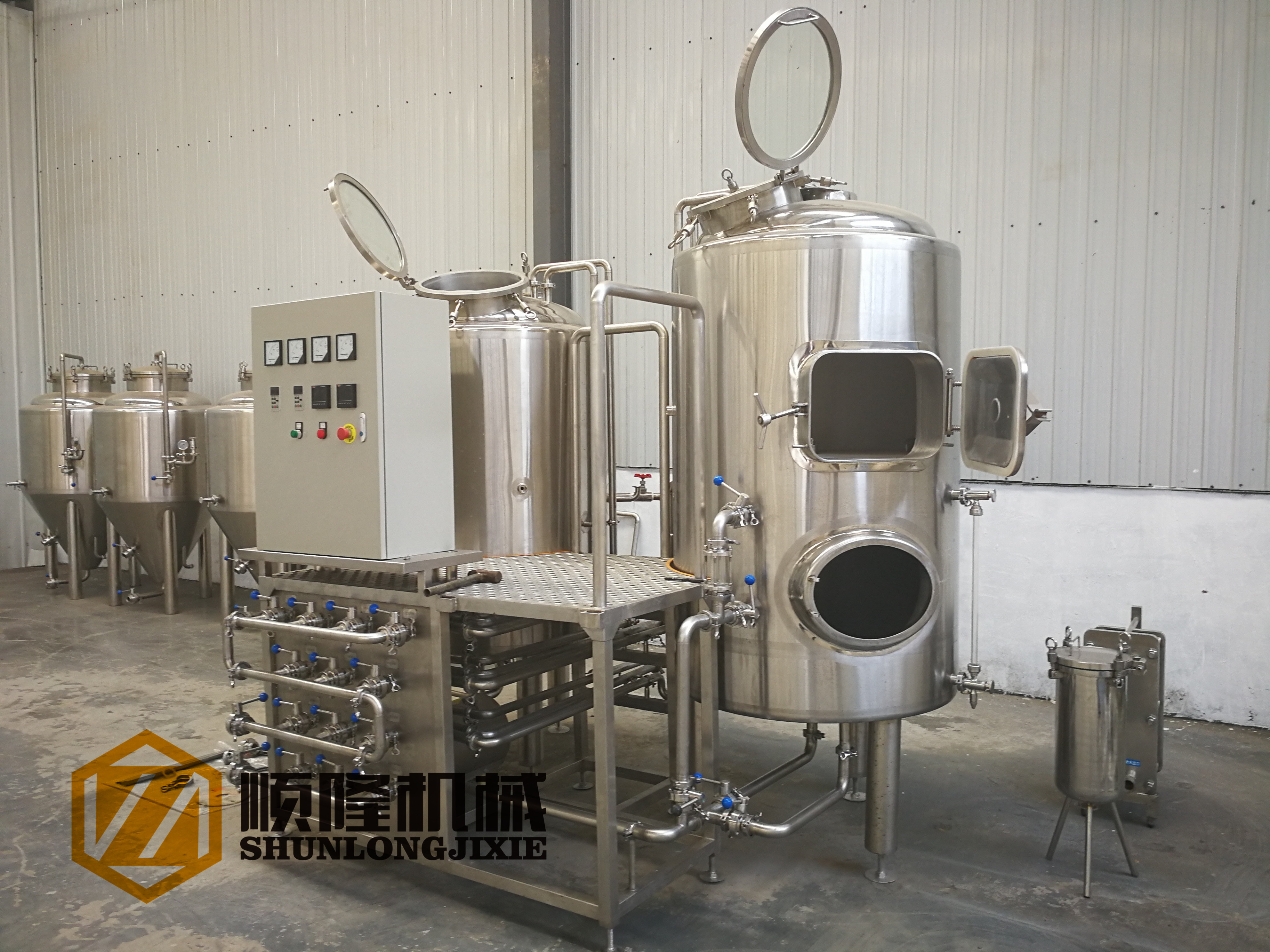 Pu Insulation Commercial Beer Making Equipment Stainless Steel Vessels