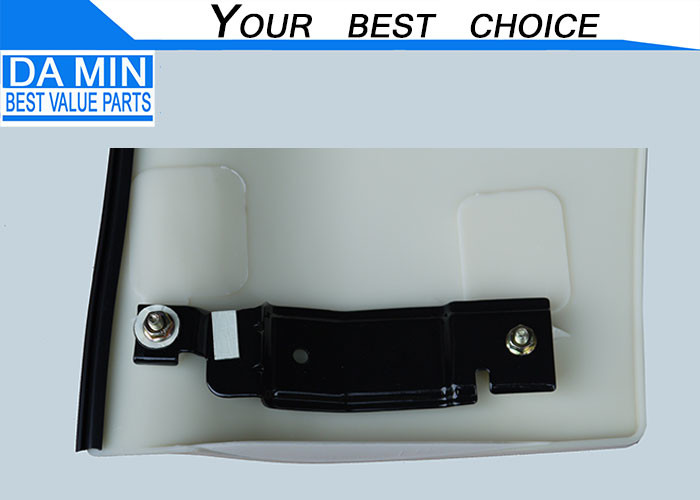 CXZ / CYZ Isuzu Door Parts Blister Fender Without Cover 1712672930 1.5 KG Net Weight