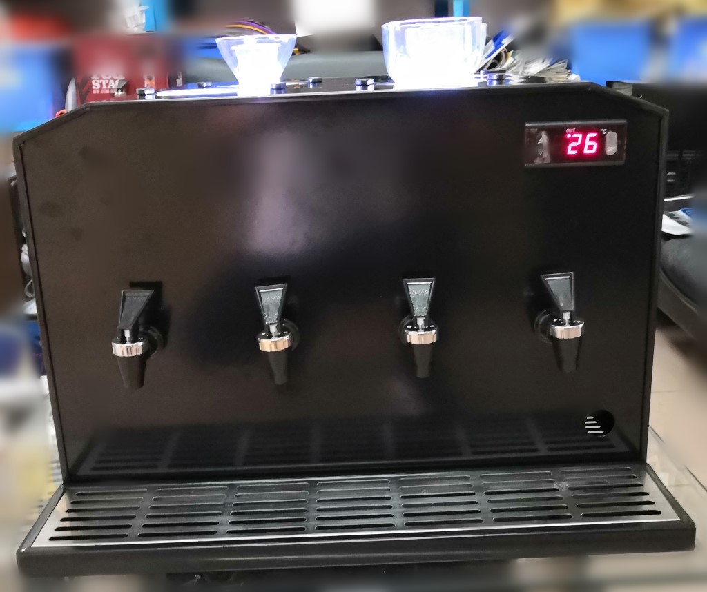 four independent tanks shot chiller dispenser with CE and RoHs certificate