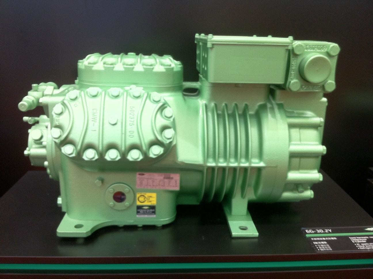 10HP R404a brand Refrigeration Semi Hermetic Compressor For Cold Room