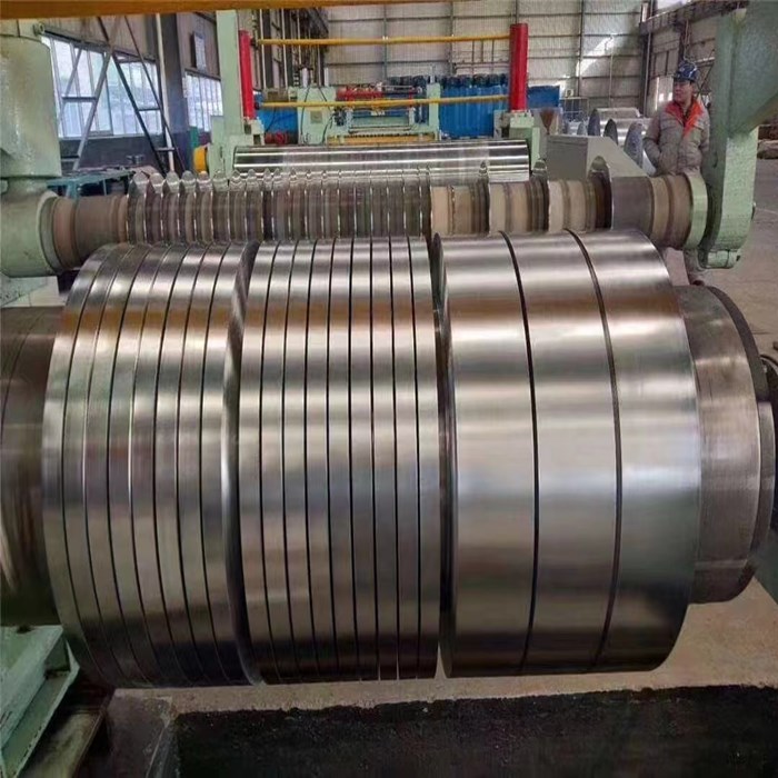 High Quality ASTM Q195 Q215 Material Galvanized Steel Coil 30mm 50mm 100mm Width