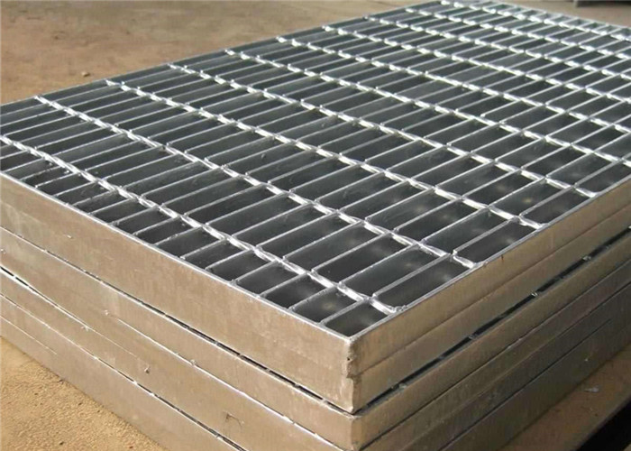 Galvanized Catwalk Steel Grating Plate Stainless Steel 304 Sliver Color