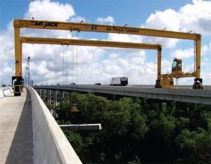 China 5m 60m Span Mobile Gantry Crane With Single Hook wholesale