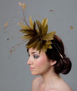 China Stripped Goose Flower Feather Headband , Year Occasion Feather Flower Crown wholesale