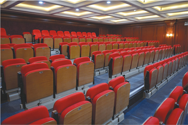 Rise Mounted Retractable Wood Bleachers / Conference Hall Telescopic Seating