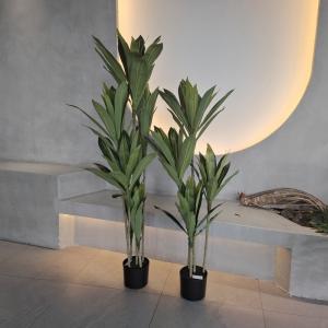 China Indoor / Outdoor Plastic Artificial Plants Waterproof 120-150cm wholesale