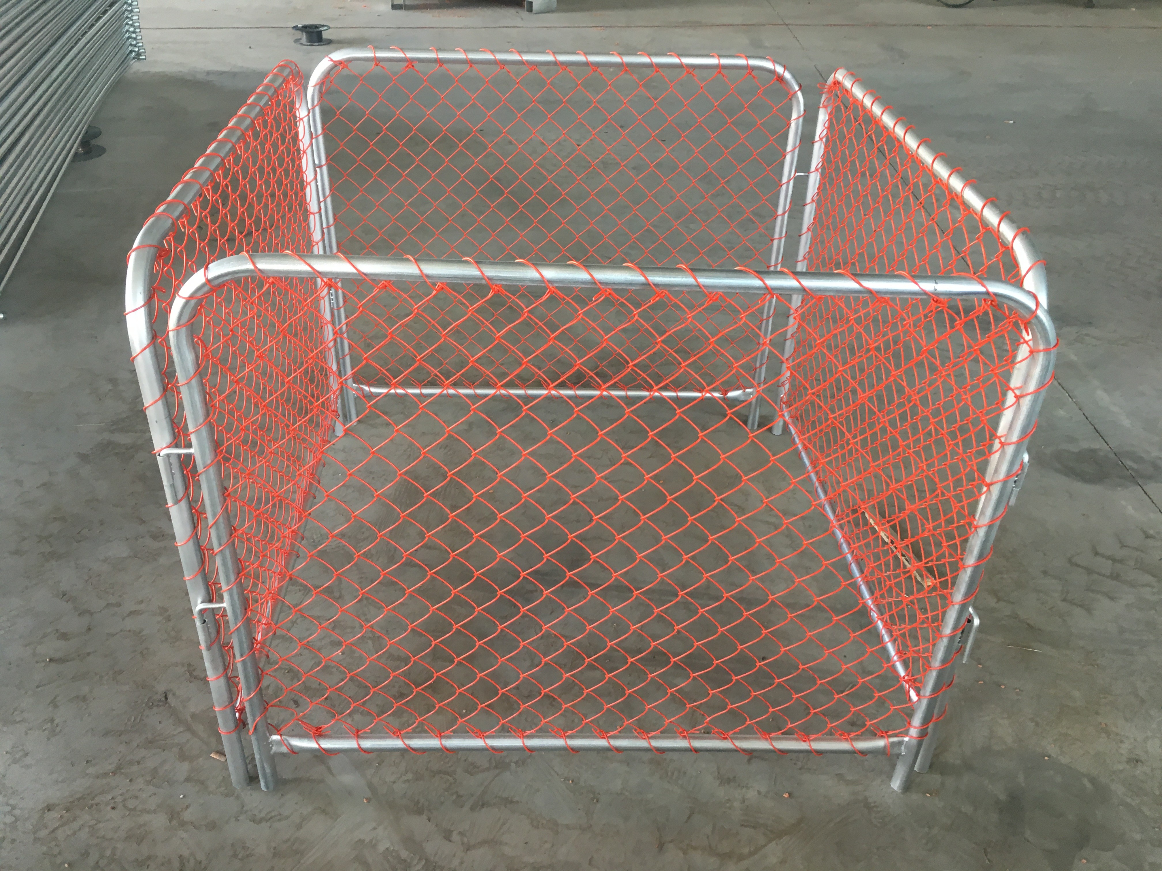 Galvanized Steel and PVC Coated Galvanized Steel Chain Link Fence Netting