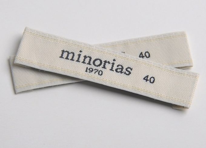 Adhesive Iron On Woven Labels For Clothing T - Shirt OEM / ODM Design