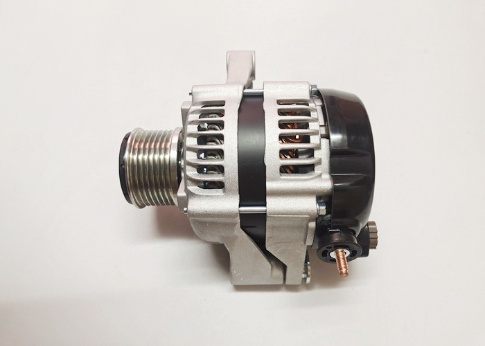 Small 12 Volt Auto Starter Alternator Shockproof 2KD 1042109011