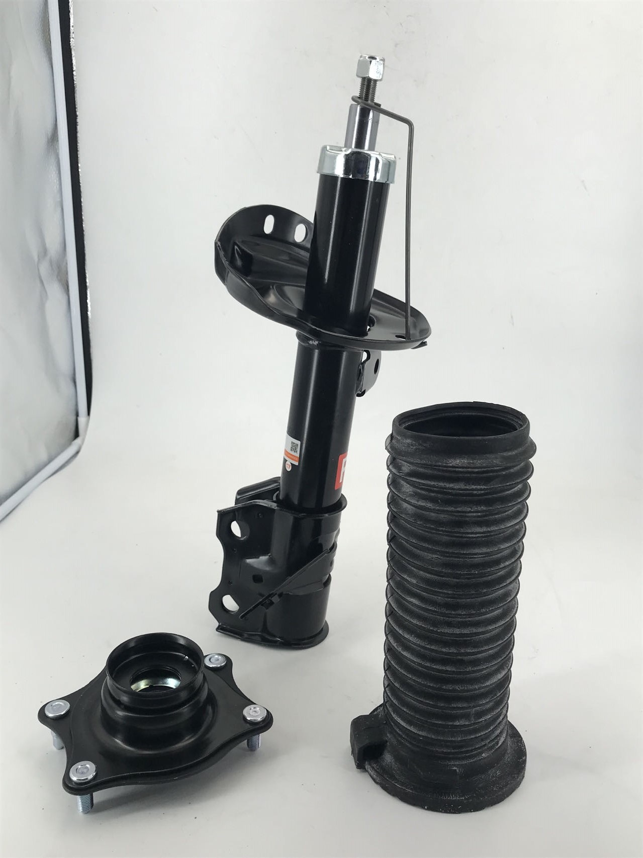 Auto Suspension Parts for Toyota Camry 2002 Model Front Rear Spring Compressor Shock Absorber