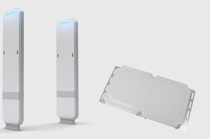 860-960MHz Long Range RFID Antenna White Color With Directional Feature