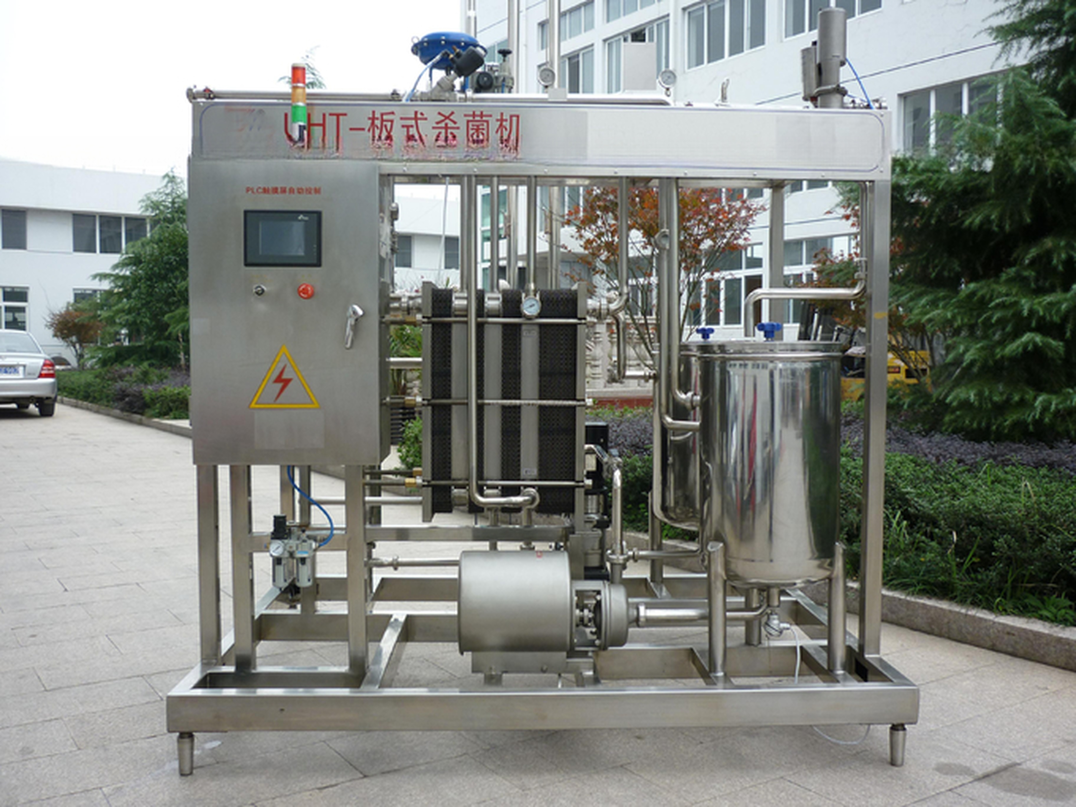Tunnel Pasteurizer Water Bath Sterilizer for Juice Processing Voltage 220/380/440v
