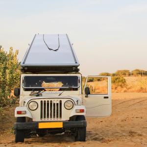 China 4wd Triangular Car Camping Tent wholesale