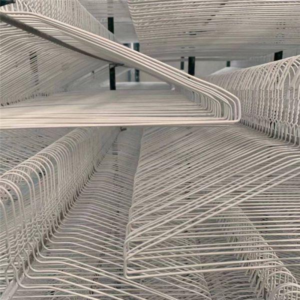 Customizable Wire Suit Hanger for Organizing Clothes White Blue Yellow Or Customized 2500 Boxes Container Loading