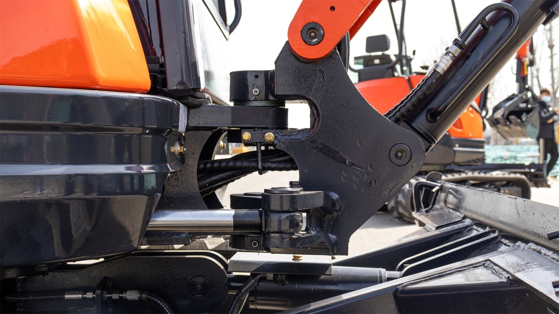 EPA Euro 5 Engine 2.5 T Mini Excavator Compact Digger 20HP Power Saving