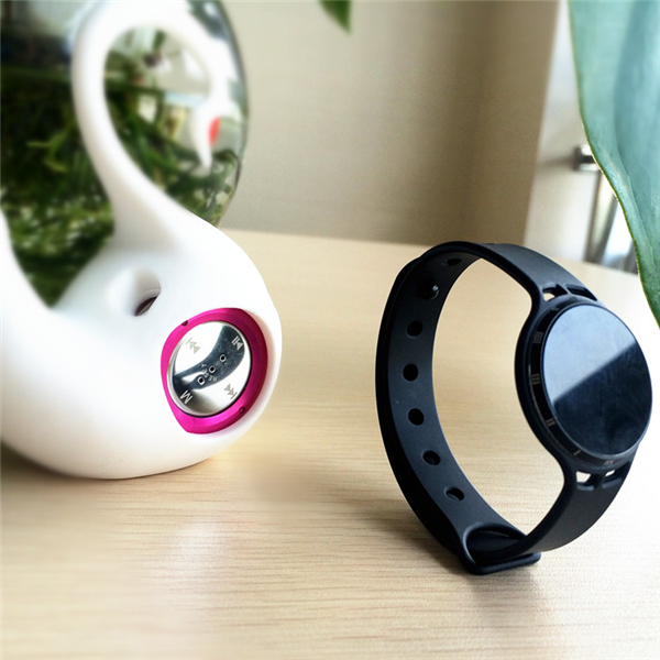 Mobile phone promotional gift band hot sell Christmas gift smart band with CE/ROHS band