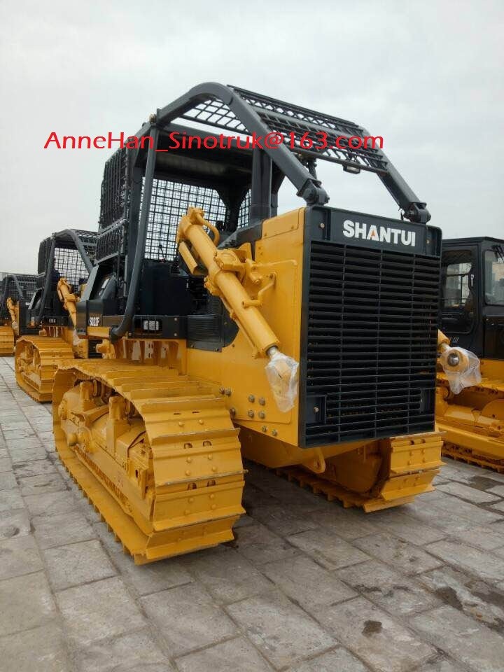 Electronically Controlled Hydraulic Bulldozer Equipment 8020kg Operating Weight