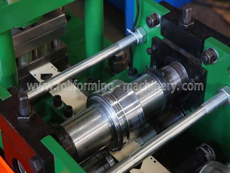 H450 Housing Shelving Racking Roll Forming Machine For Z Beam Profile