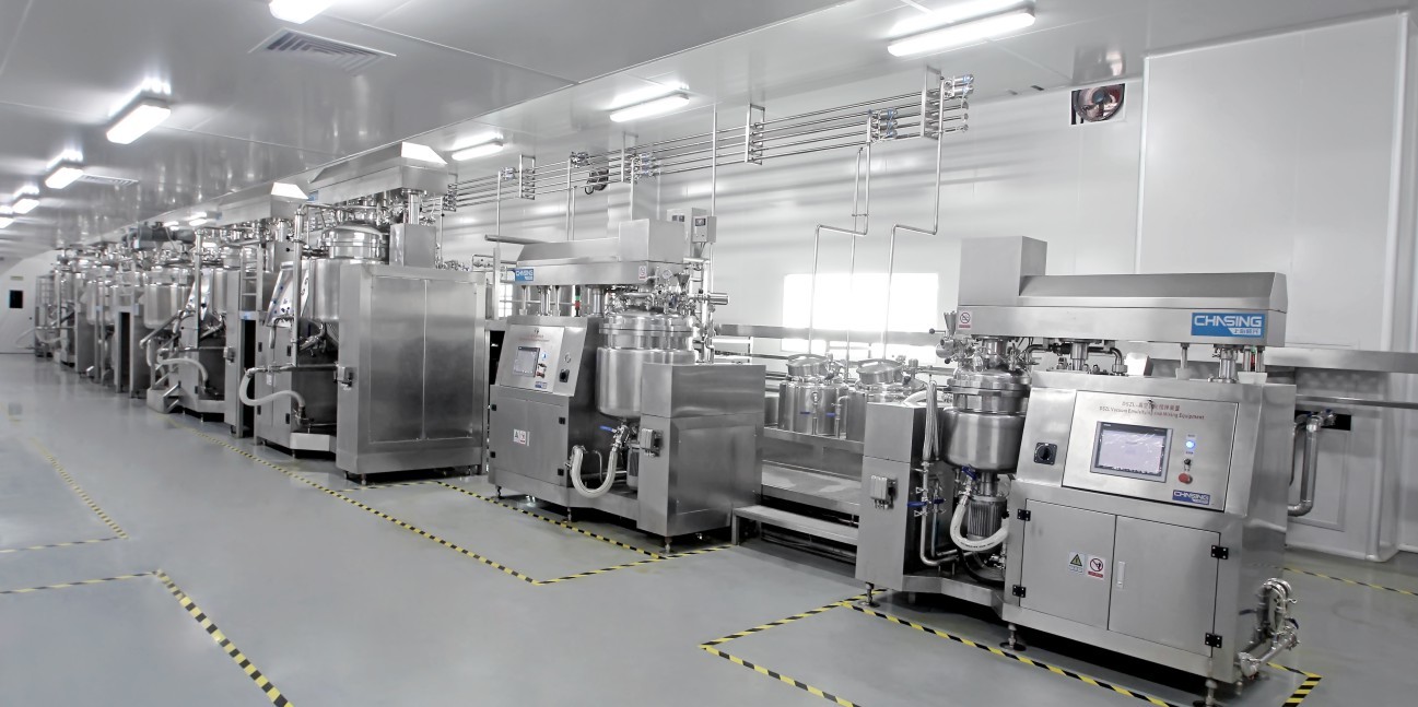 10000L Cosmetic Emulsifier Mixer With Circulation Homogenizer 3phases 200V