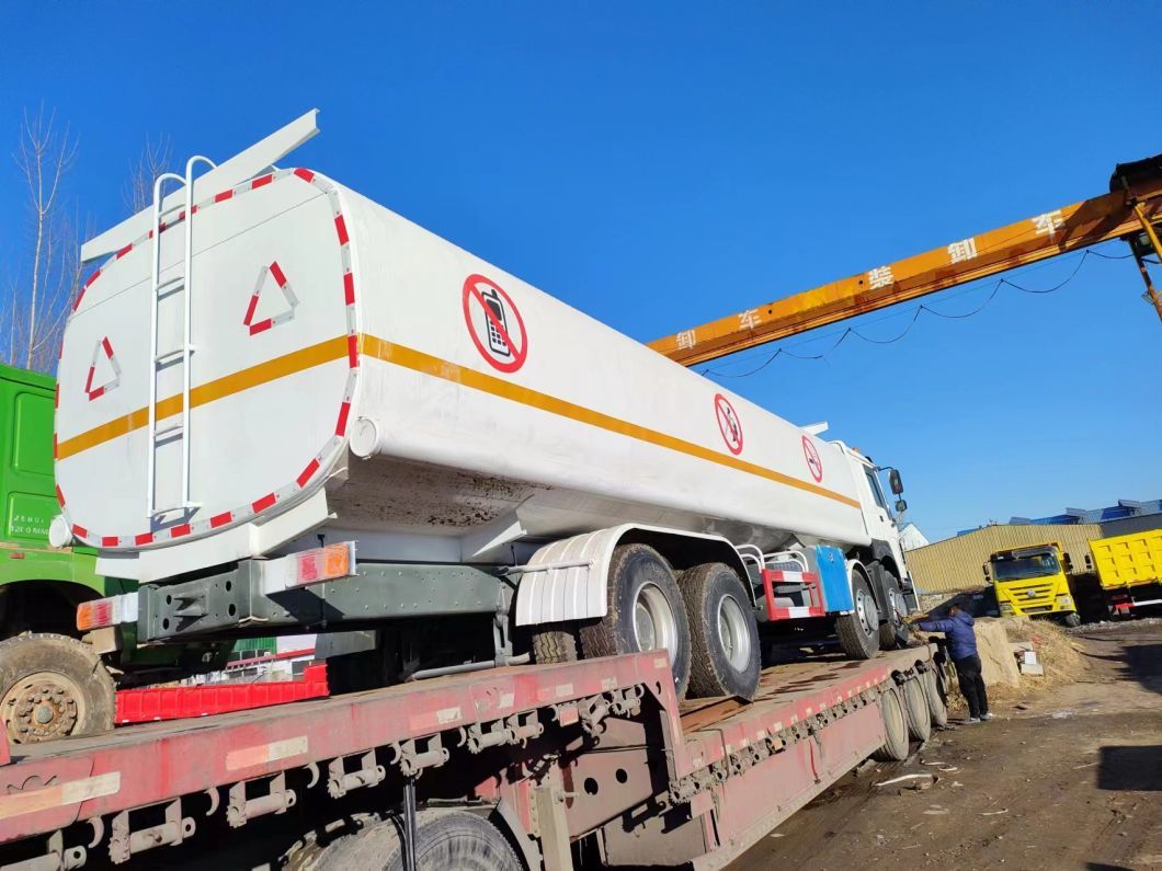 HOWO 8*4 Fuel Oil Tank Truck 20000L Euro 3/4/5