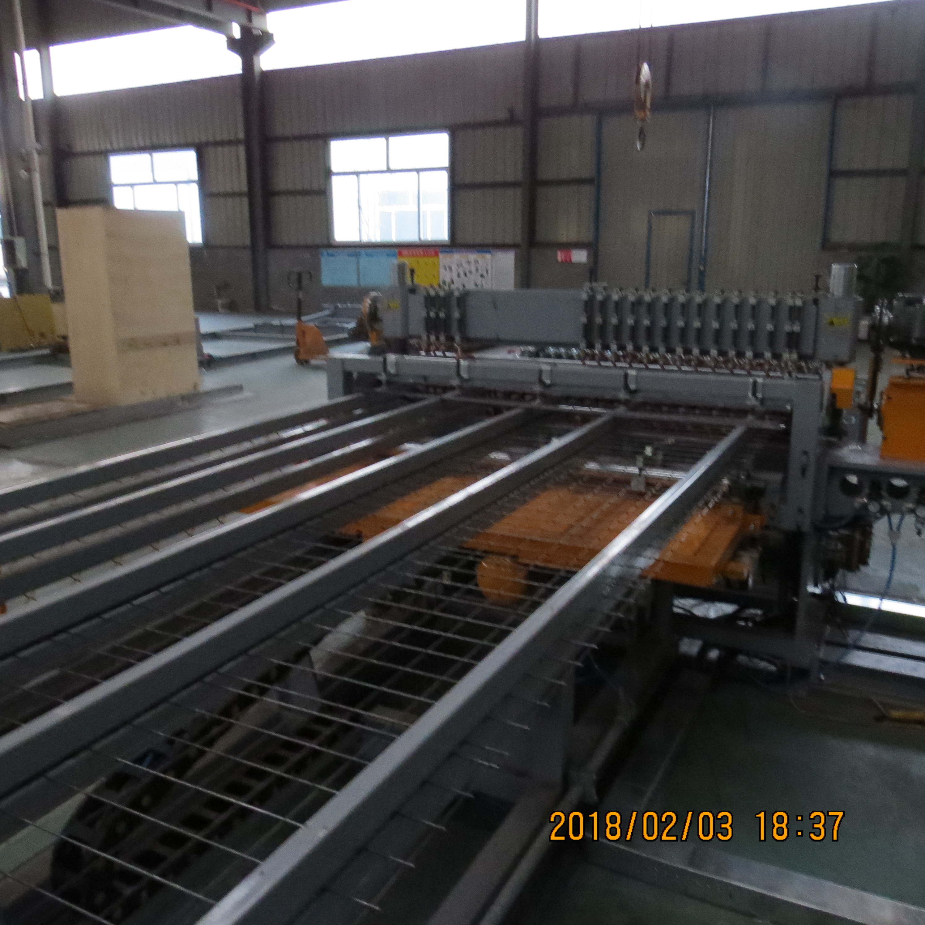 PLC Control 2mm Metal Mesh Making Machine For Chicken Cage Mesh