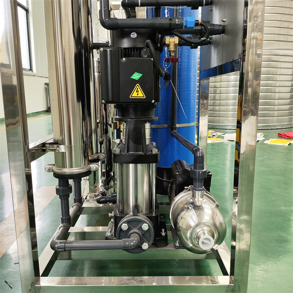 0.5T Unipolar Reverse Osmosis Water Treatment Machinery For Water Treatment Plant