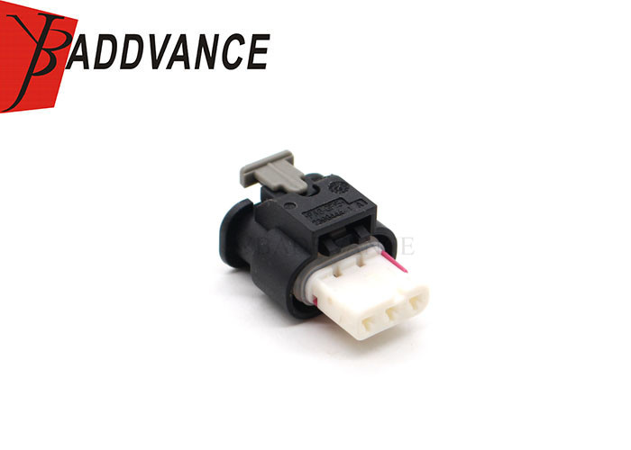 3 Pin 2-1718644-1 Waterproof TE Female Connector With Terminal and Seal