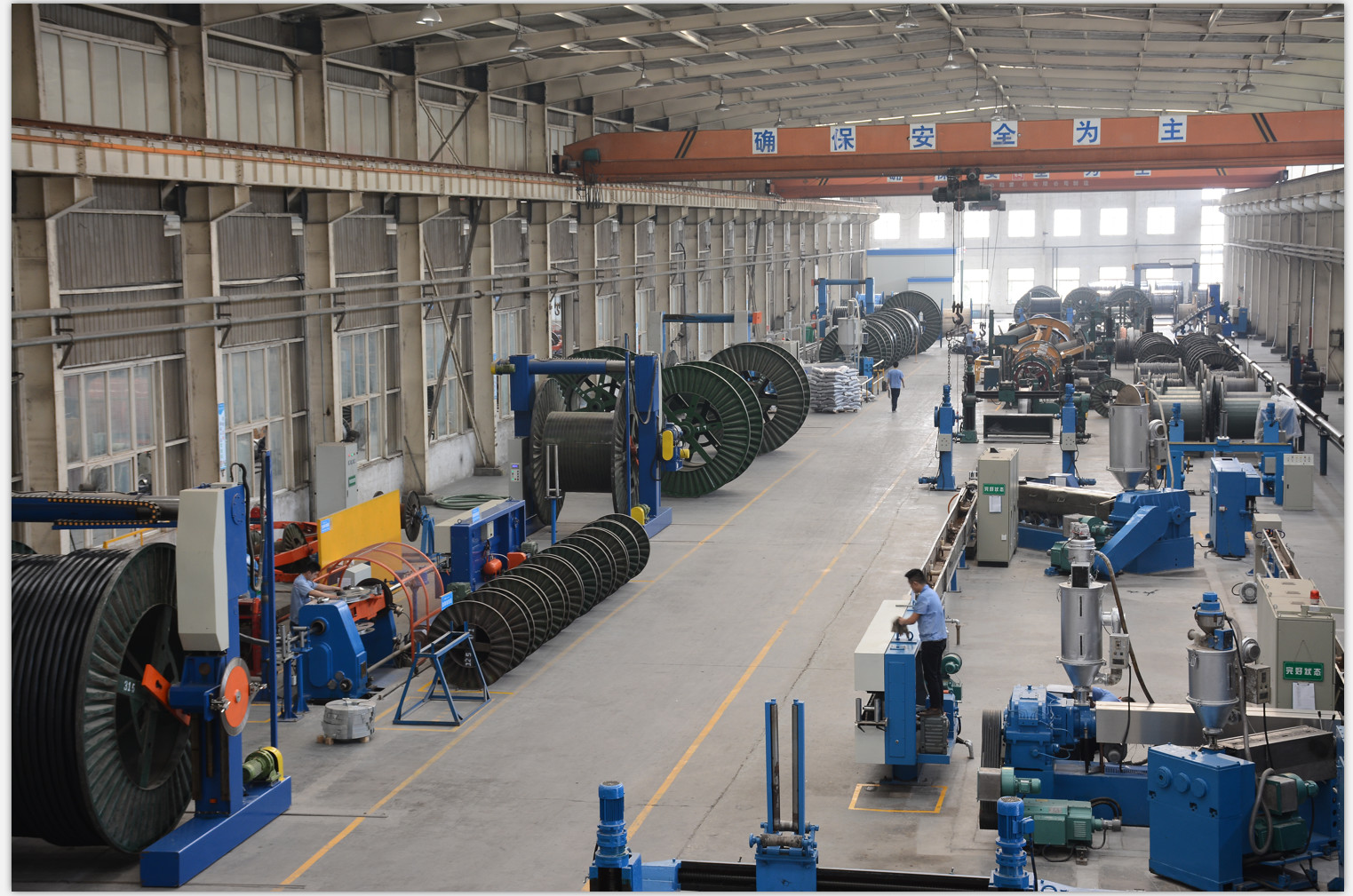 15 - 35kV Medium Voltage Power Cables Aluminum Conductor XLPE Insulation PE Sheath Underground Distribution