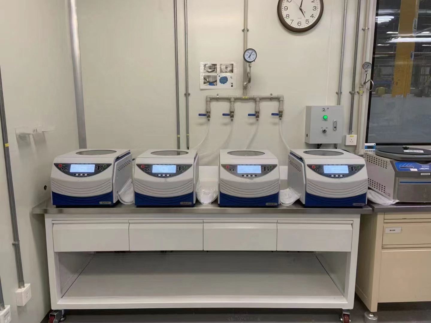 Vacuum Centrifuge with Low Temperature Option for Heat Sensitive Samples