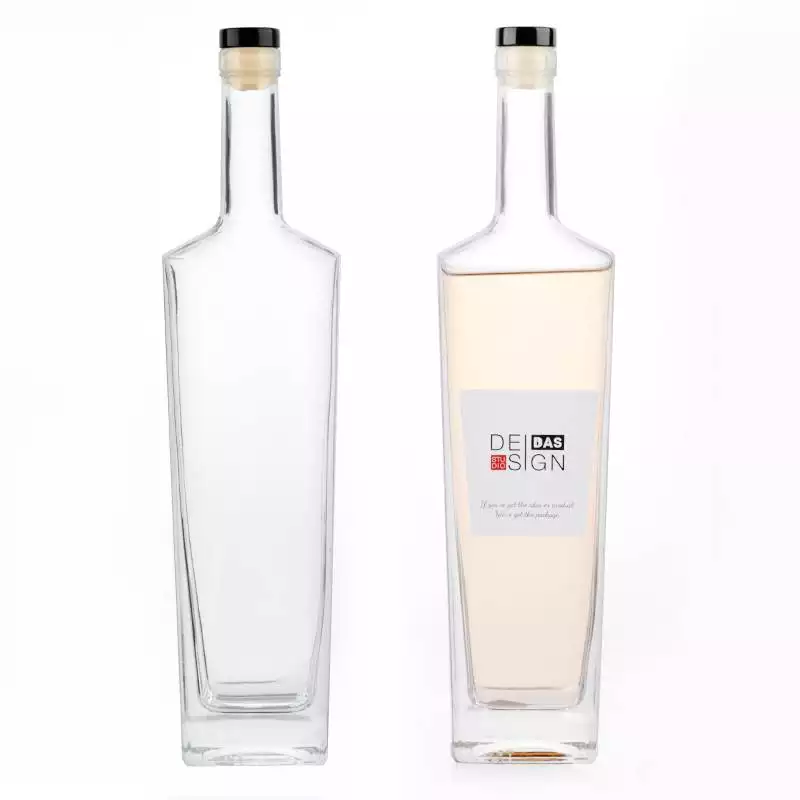 Square Spirit Liquor Bottle Capacity 750ml Base Material glass with Synthetic Cork