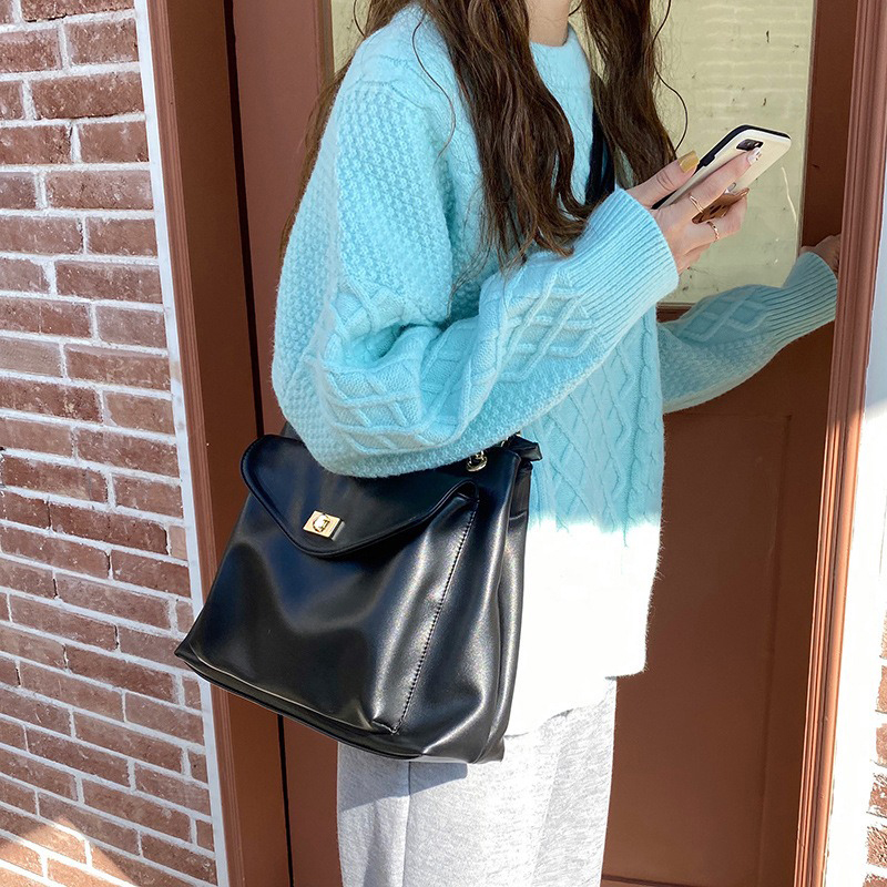 Classic and Functional PU Leather Tote Bag for Women Shoulder Messenger Handbag