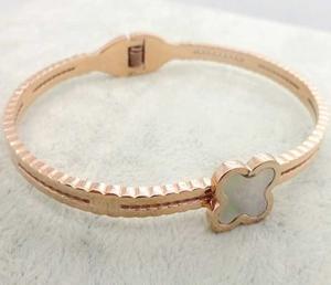 China Top Fashion Super Quality 316L Stainless Steel Bracelet Bangle LBX358 wholesale