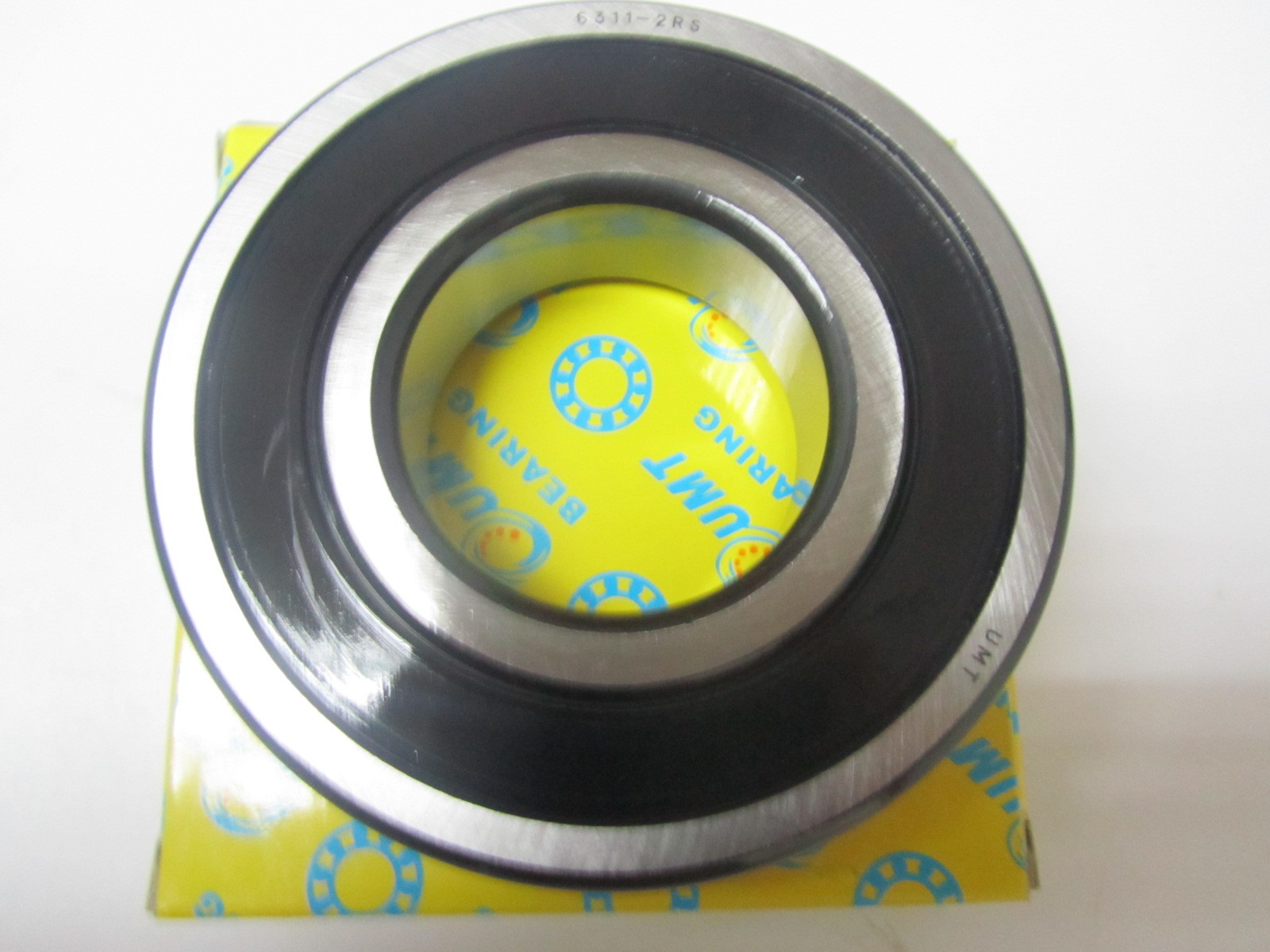 Single Row Deep Groove Precision Ball Bearings Swivels 6204 2RS