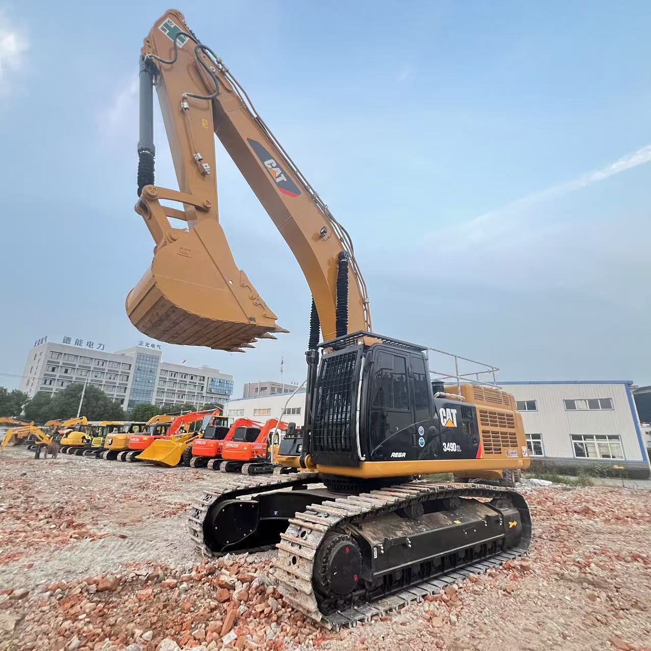 Used Caterpillar 349d2l Crawler Excavator 301kw 49 Tons 3.2m3