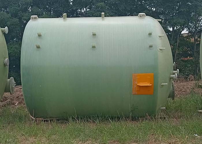 Cross Wound Vertical Round Storage Tank GRP 3000 Gallon For Softened Water