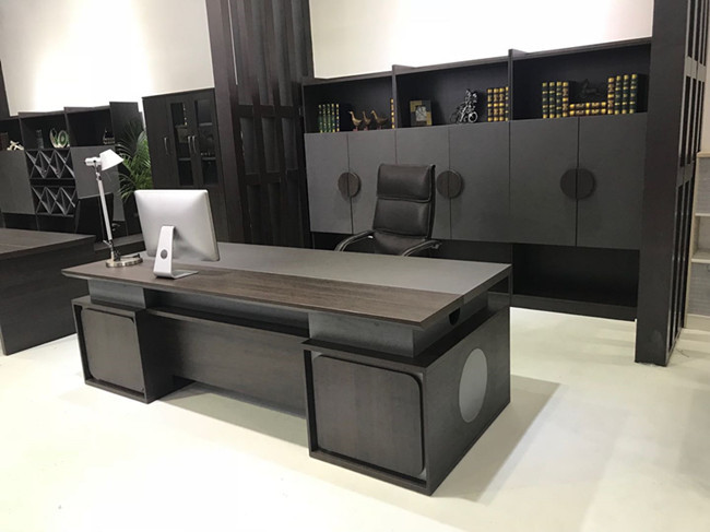 Two Sides Melamine Office Furniture Computer Table High Aesthetic Design