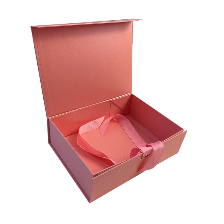 Custom Gift Packaging Box Collapsible Folding Magnetic Gift Box With Ribbon