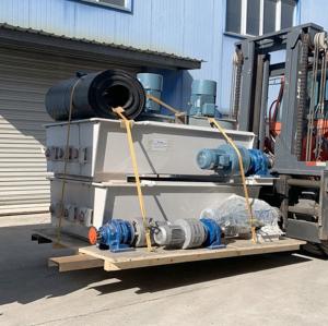 China 6000mm Wood Pellet Three Shaft Screw Inclined Belt Conveyor For Wood Chips wholesale
