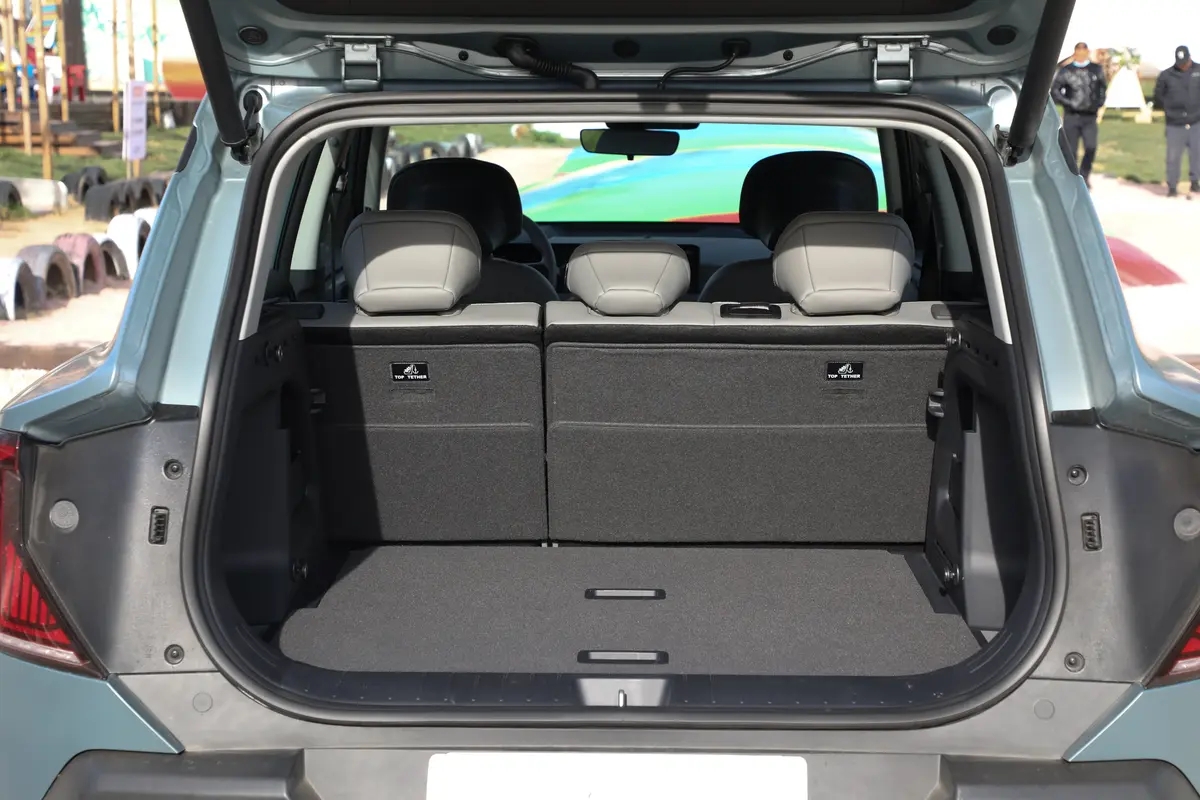 KIA EV5 2023 TOP BEST BLUE SUVenergy vehicle with Wheel base mm 2750 and Customers
