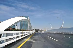 China High Durability Steel Cantilever Bridge Custom Steel Bridge Long Lasting wholesale