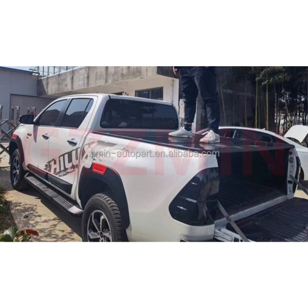 Original Fitment TRI-FOLD TONNEAU COVER for 2016-2021 TOYOTA HILUX REVO ROCCO