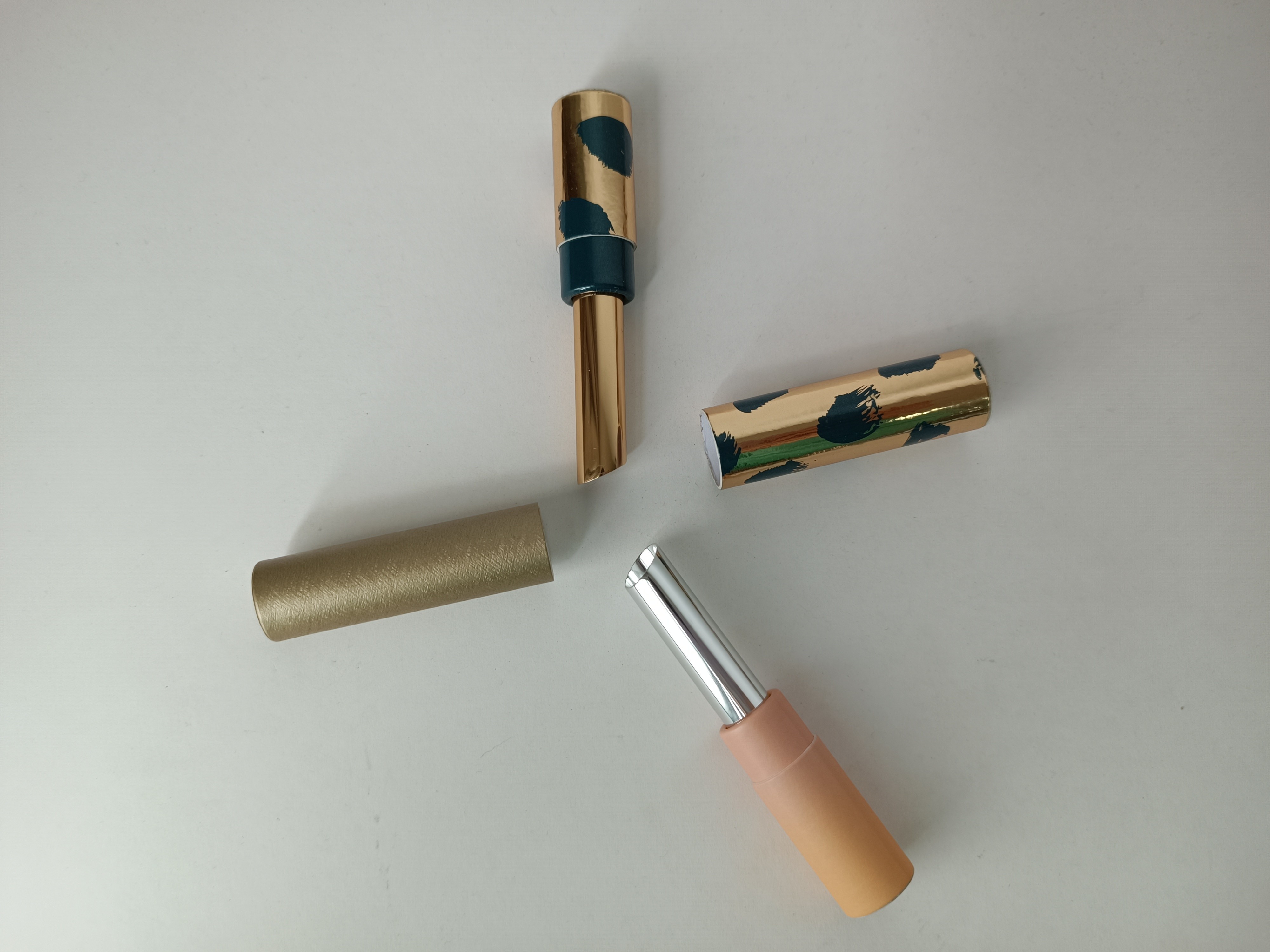 C2S Cardboard Paper Lipstick Tube Lip Balm Containers Hot Stamping Mechanism