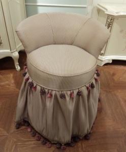 China Simple Luxurious Dressing Table Stool / Small Bedroom Chairs Bookroom Type wholesale