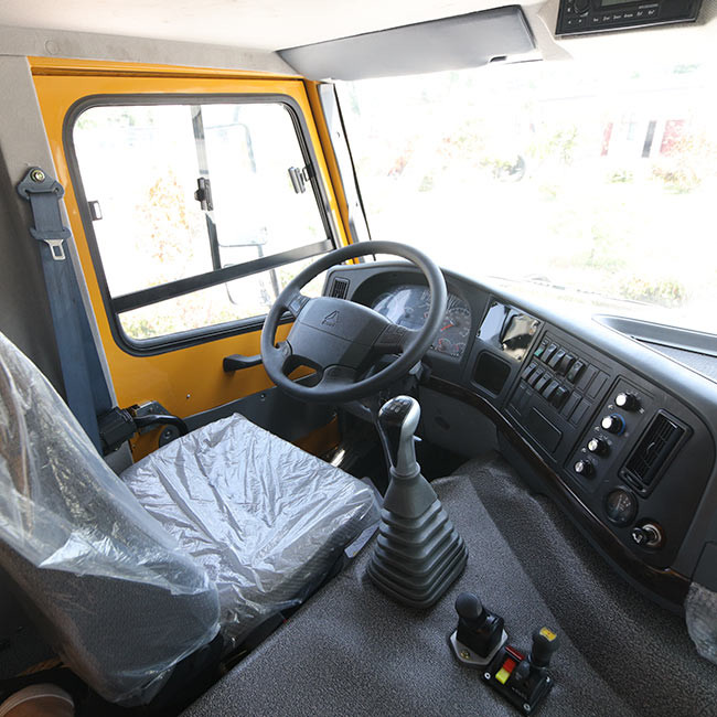 Customized 25ton Mining Dump Truck With Cab For Transport Vehicle Mining Equipment