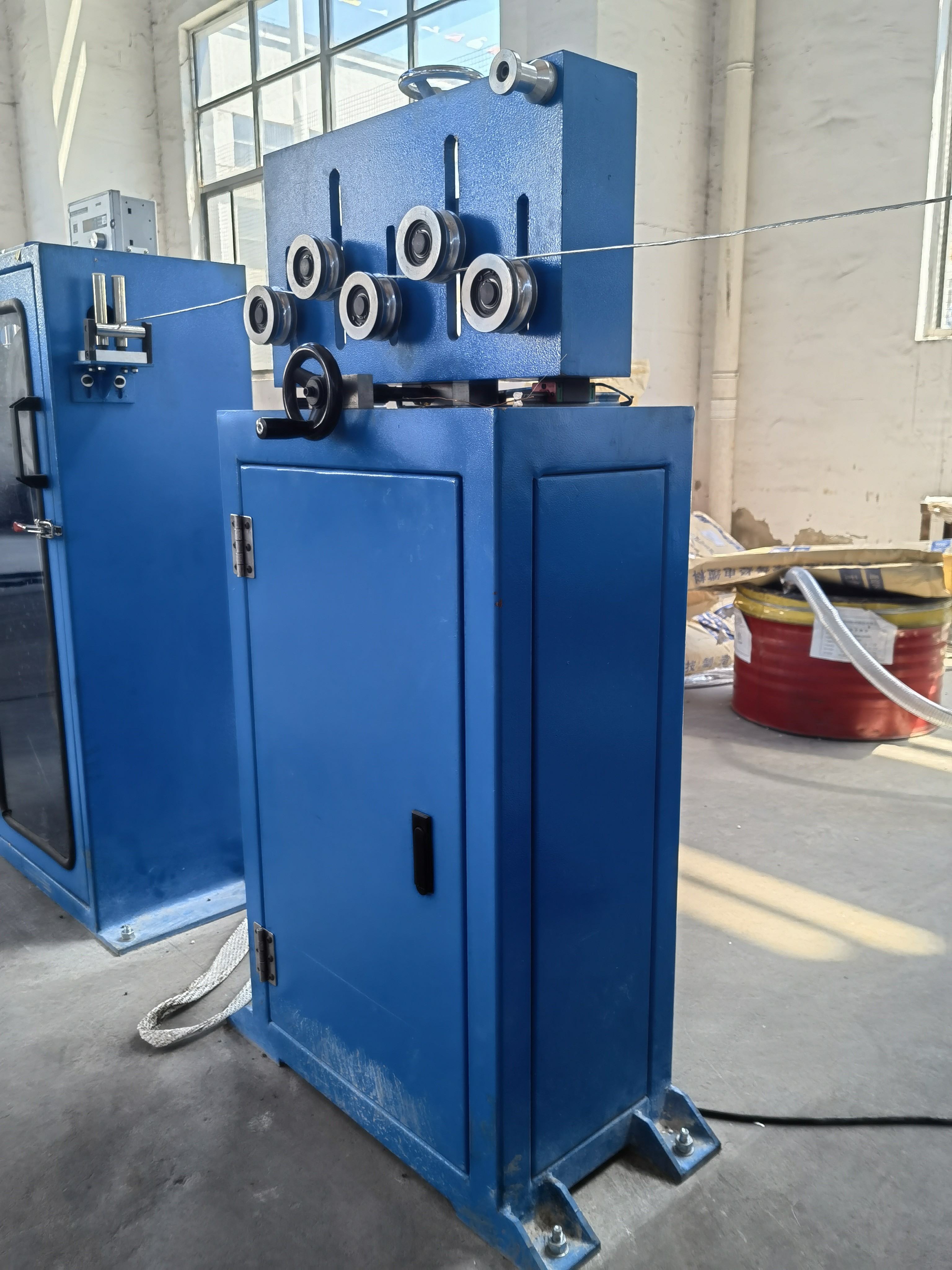 90 High Speed Wire Extruder Machine For Power Plug Wire 1200m/min