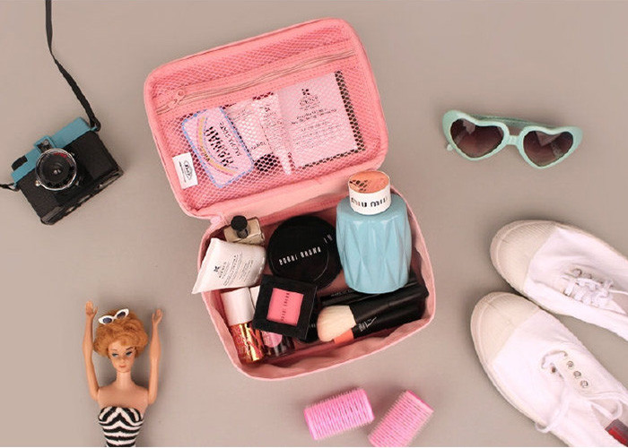 Fashionable Printed Travel Cosmetic Bags Colorful With Multiple Pockets