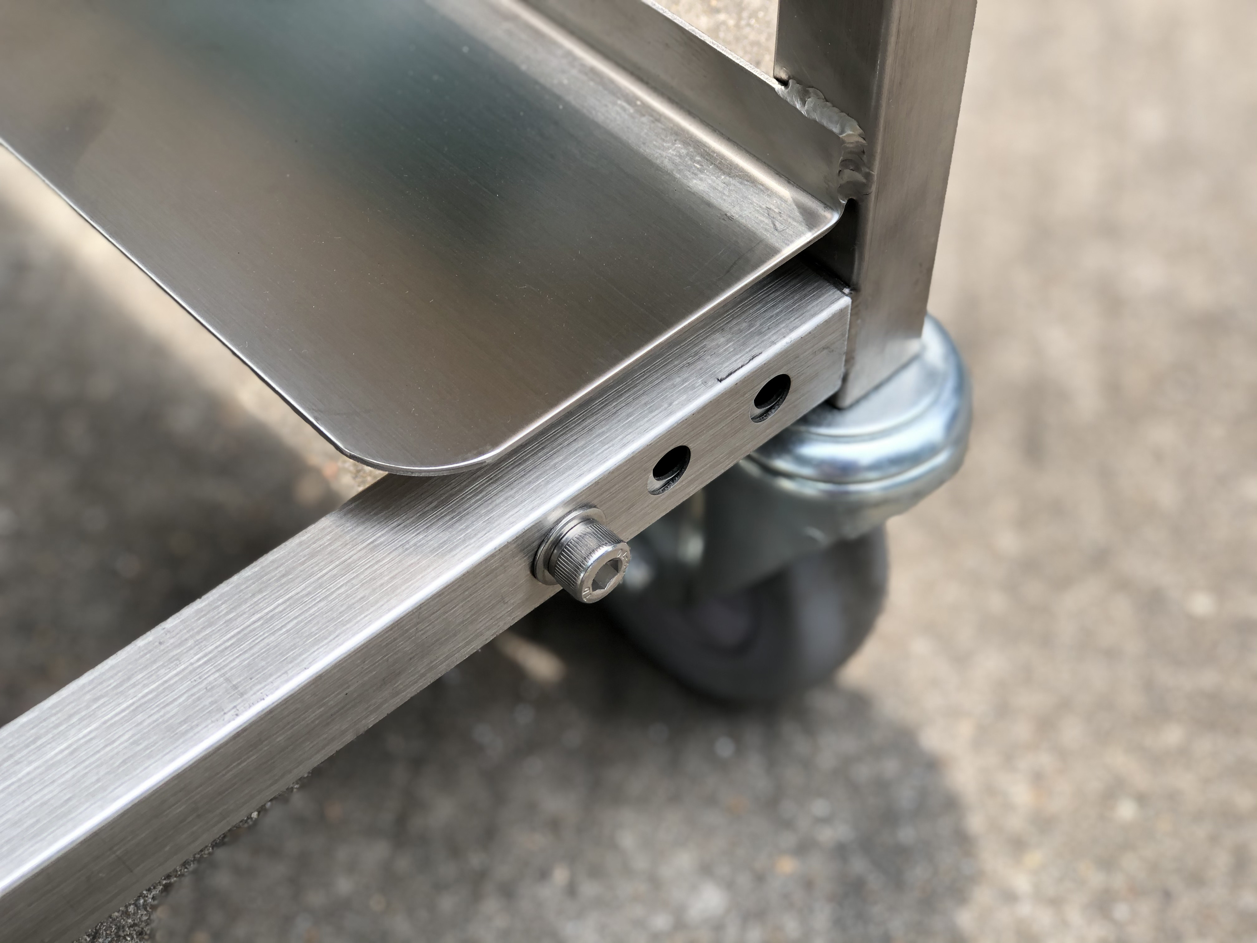 RK Bakeware China-Mackies Flatpack Z Frame Nesting Stainless Steel Trolley For Bakery Production