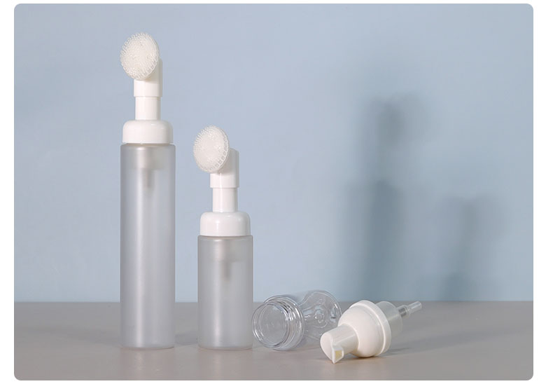 Empty Essential Oil Bottles 30ml / 50ml / 100ml Custom Plastic Spray Bottles With PET Collar