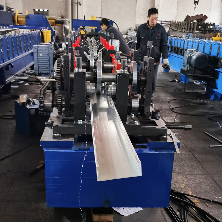 Second Hand Roof Sheet Roll Forming Machine For Concrete Tile Making